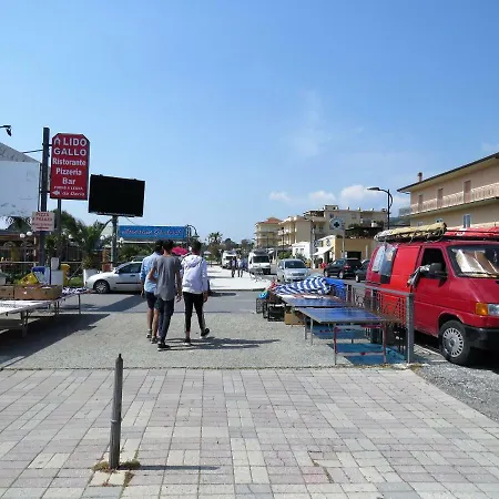 Casa Al Mare Dorina * Falerna